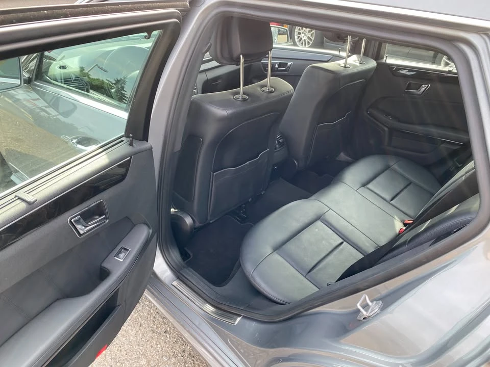 2011 Mercedes-Benz W212 E-Class - Image 12 of 16