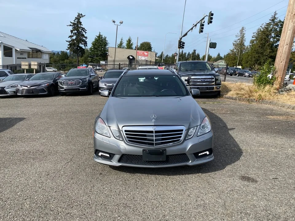 2011 Mercedes-Benz W212 E-Class - Image 2 of 16
