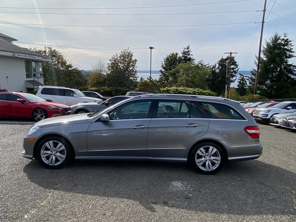 2011 Mercedes-Benz W212 E-Class - Image 8 of 16