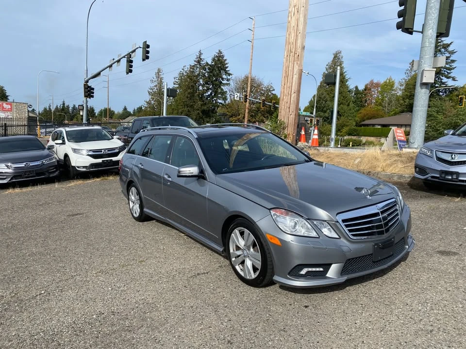 2011 Mercedes-Benz W212 E-Class - Image 3 of 16