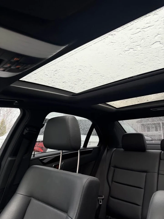 2011 Mercedes-Benz W212 E-Class - Image 5 of 8