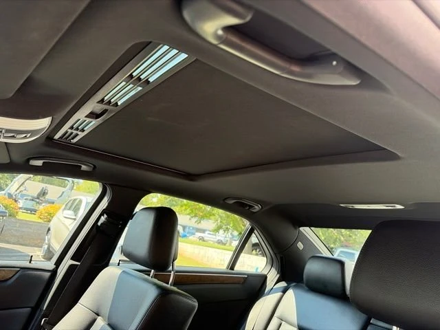 2011 Mercedes-Benz W212 E-Class - Image 9 of 17