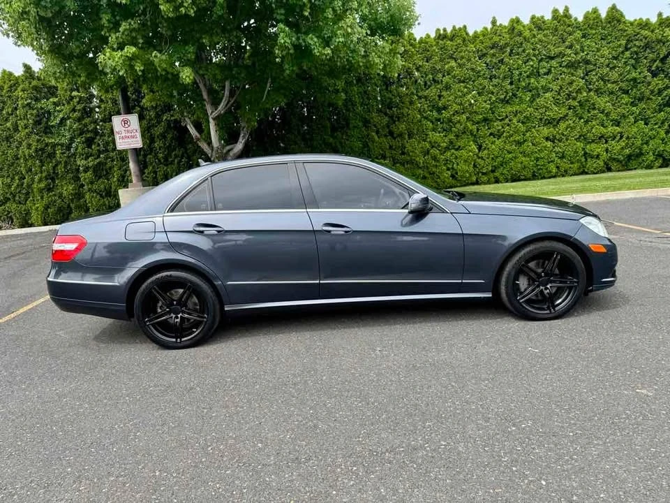 2011 Mercedes-Benz W212 E-Class - Image 8 of 20