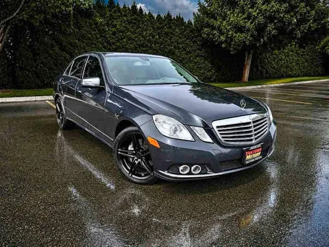2011 Mercedes-Benz E 350 4MATIC Luxury Sedan