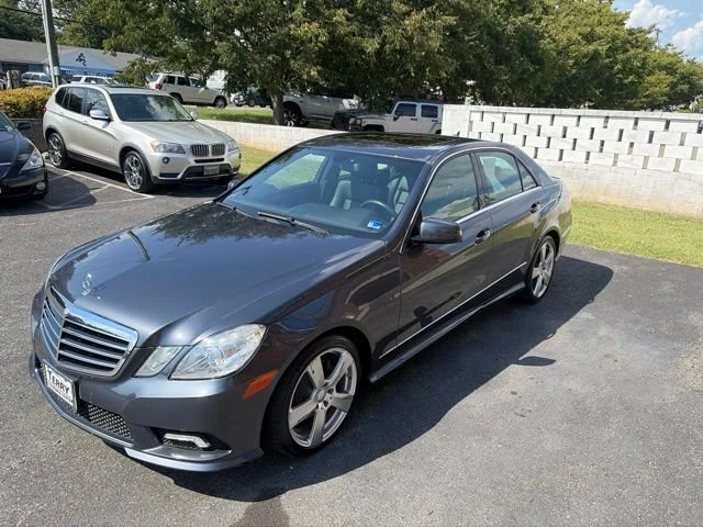 2011 Mercedes-Benz W212 E-Class - Image 3 of 17