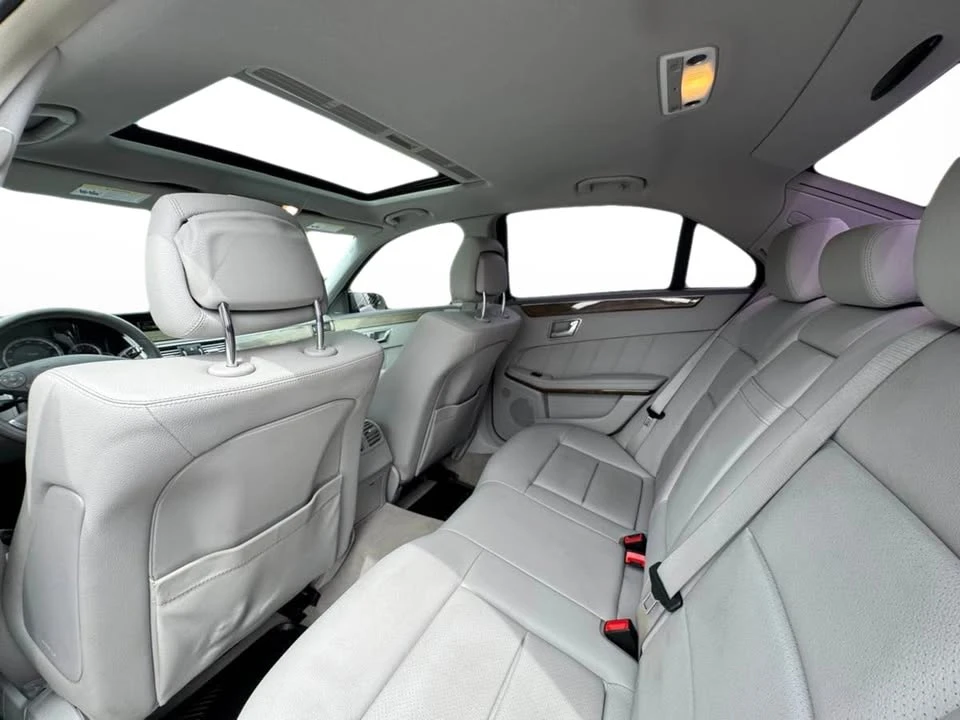 2011 Mercedes-Benz W212 E-Class - Image 16 of 20