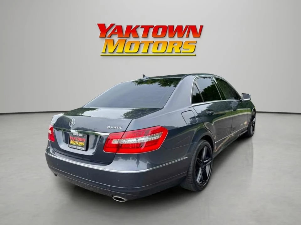 2011 Mercedes-Benz W212 E-Class - Image 10 of 20