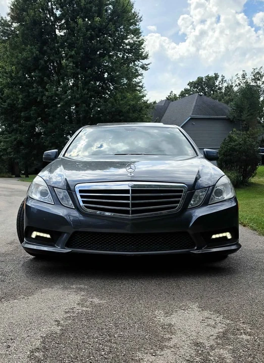 2011 Mercedes-Benz W212 E-Class - Image 2 of 7