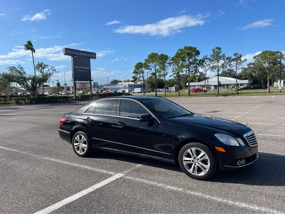 2011 Mercedes-Benz W212 E-Class - Image 3 of 12