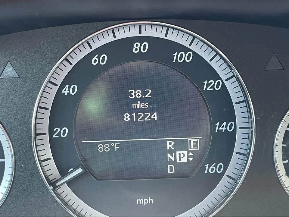 2011 Mercedes-Benz W212 E-Class - Image 12 of 12