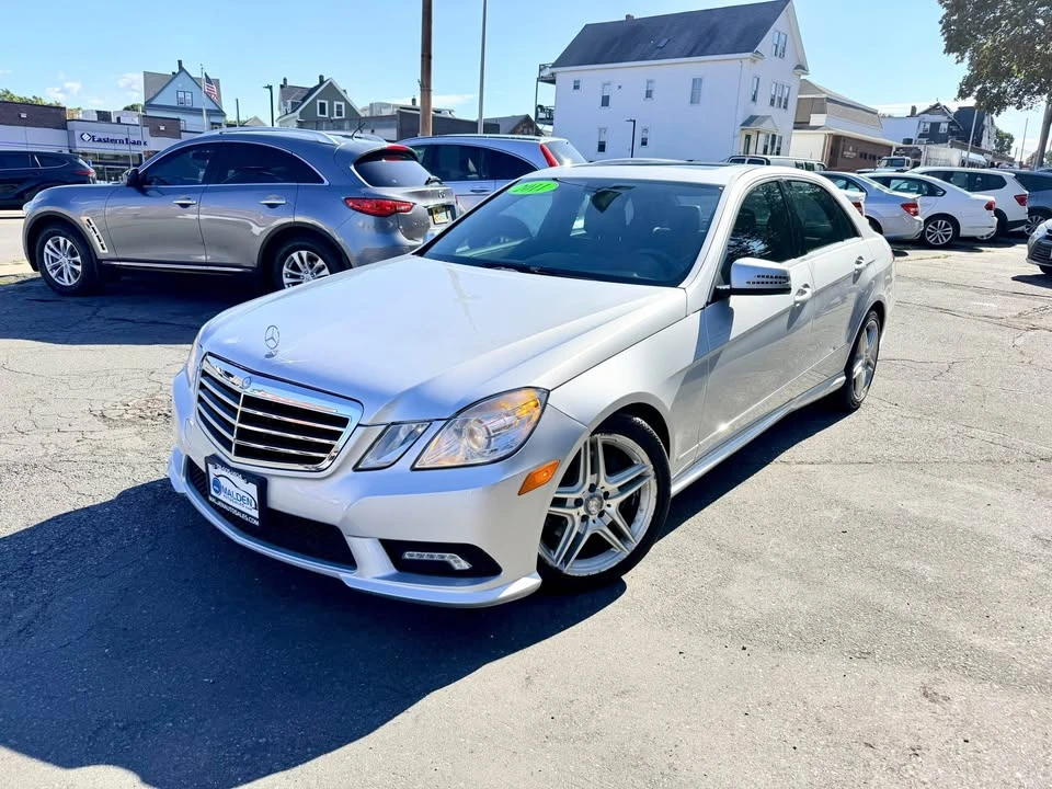 2011 Mercedes-Benz W212 E-Class - Image 2 of 20