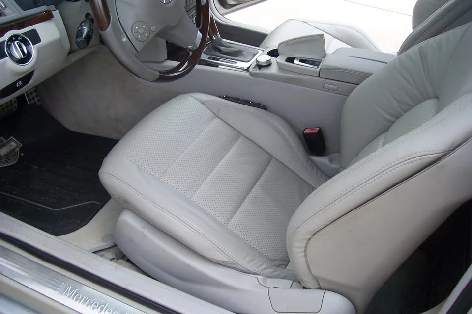 2011 Mercedes-Benz W212 E-Class - Image 16 of 16