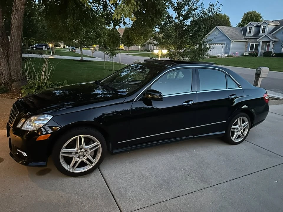 2011 Mercedes-Benz W212 E-Class - Image 7 of 10