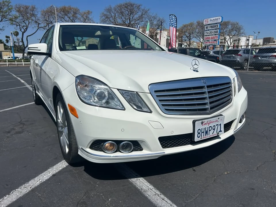 2011 Mercedes-Benz W212 E-Class - Image 2 of 20