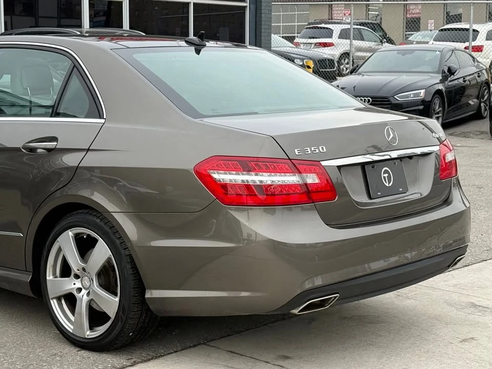 2011 Mercedes-Benz W212 E-Class - Image 12 of 20