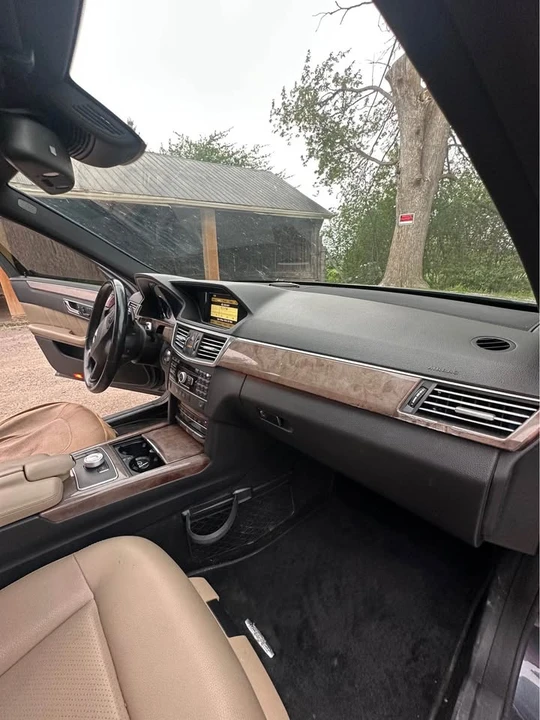 2011 Mercedes-Benz W212 E-Class - Image 14 of 20