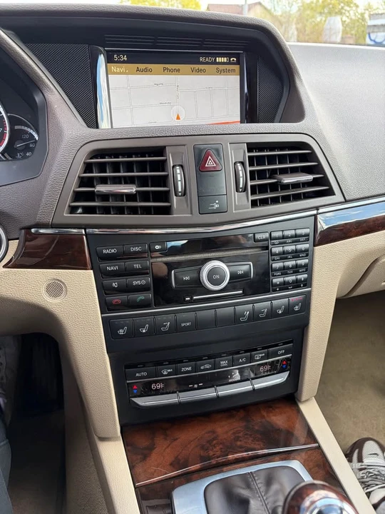 2011 Mercedes-Benz W212 E-Class - Image 12 of 12