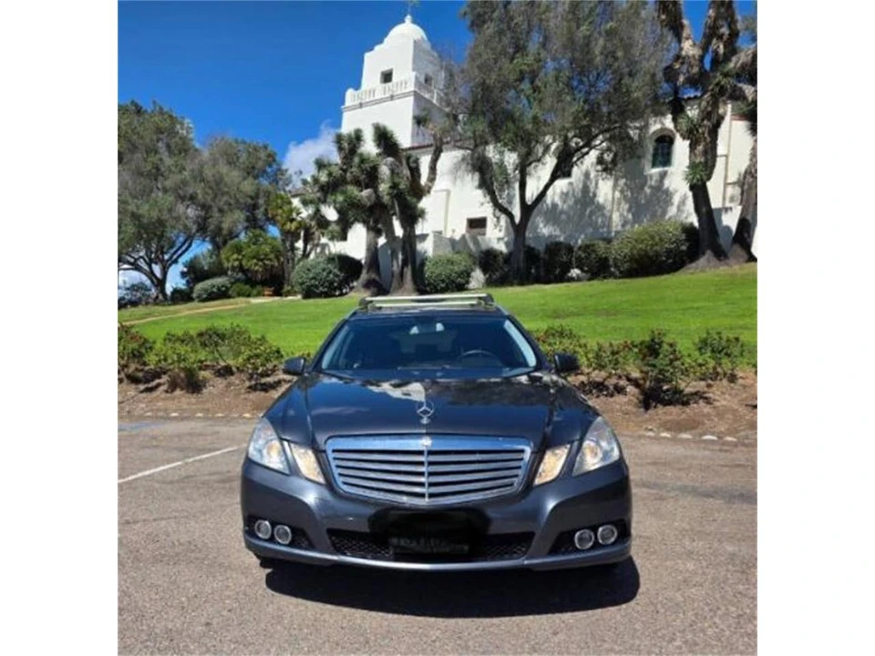 2011 Mercedes-Benz W212 E-Class - Image 4 of 25