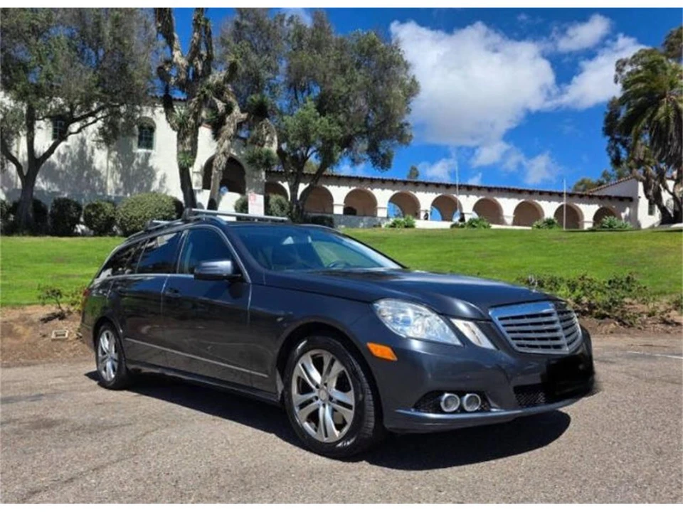 2011 Mercedes-Benz W212 E-Class - Image 7 of 25