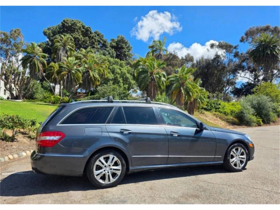 2011 Mercedes-Benz W212 E-Class - Image 22 of 25