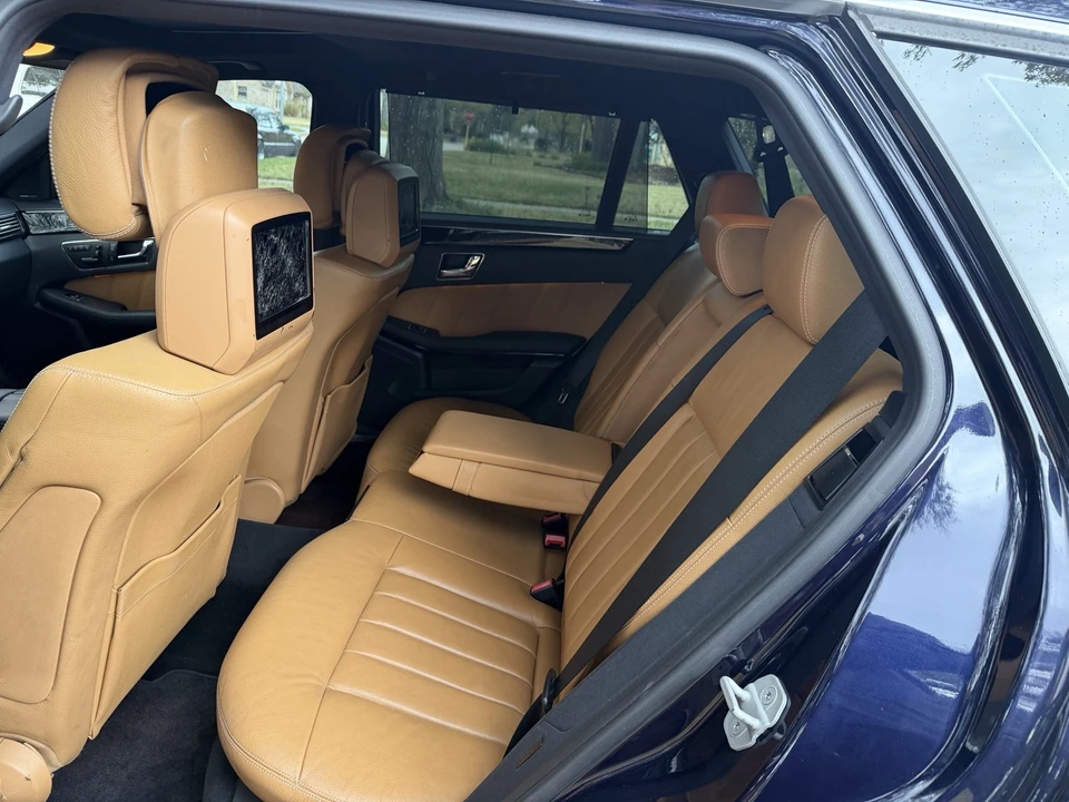 2011 Mercedes-Benz W212 E-Class - Image 12 of 19