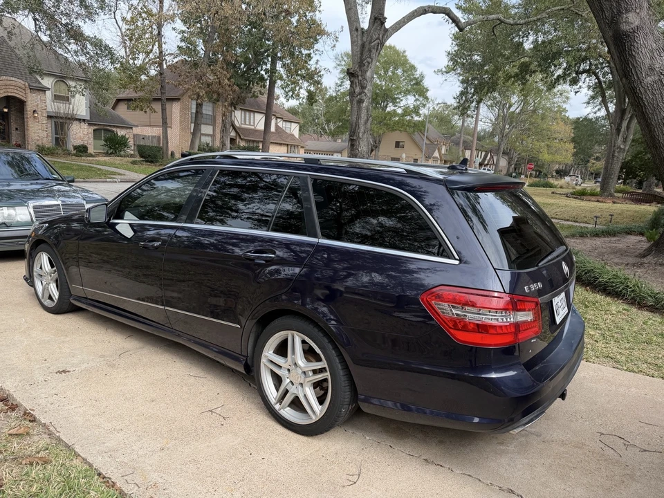 2011 Mercedes-Benz W212 E-Class - Image 7 of 19