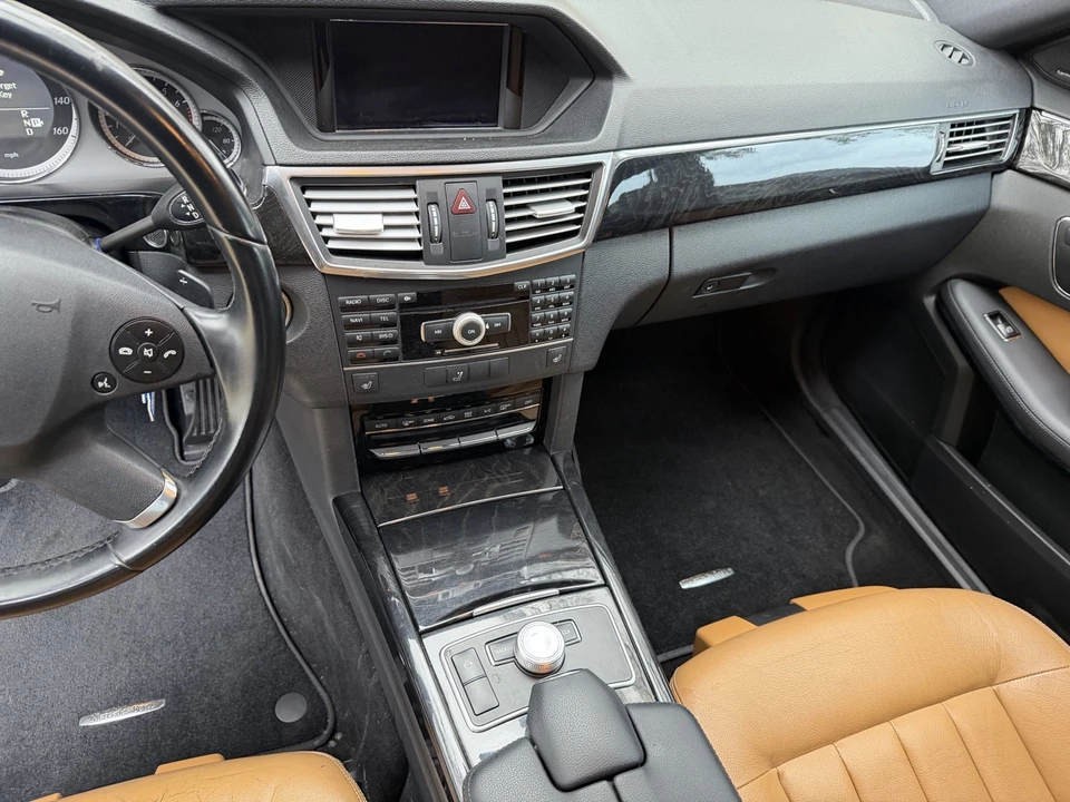 2011 Mercedes-Benz W212 E-Class - Image 17 of 19