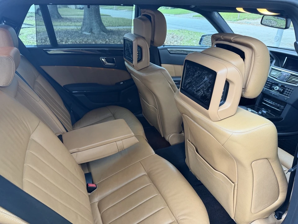 2011 Mercedes-Benz W212 E-Class - Image 14 of 19