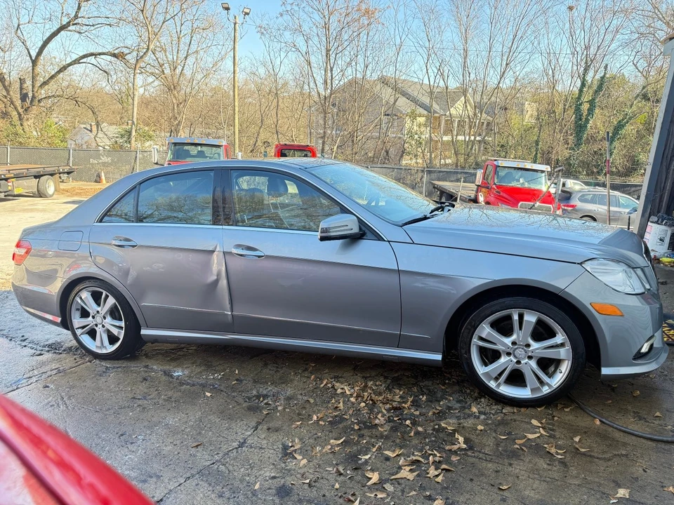 2011 Mercedes-Benz W212 E-Class - Image 5 of 11