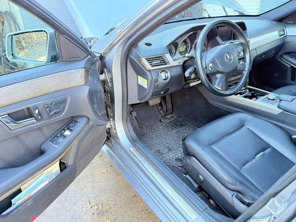 2011 Mercedes-Benz W212 E-Class - Image 8 of 11
