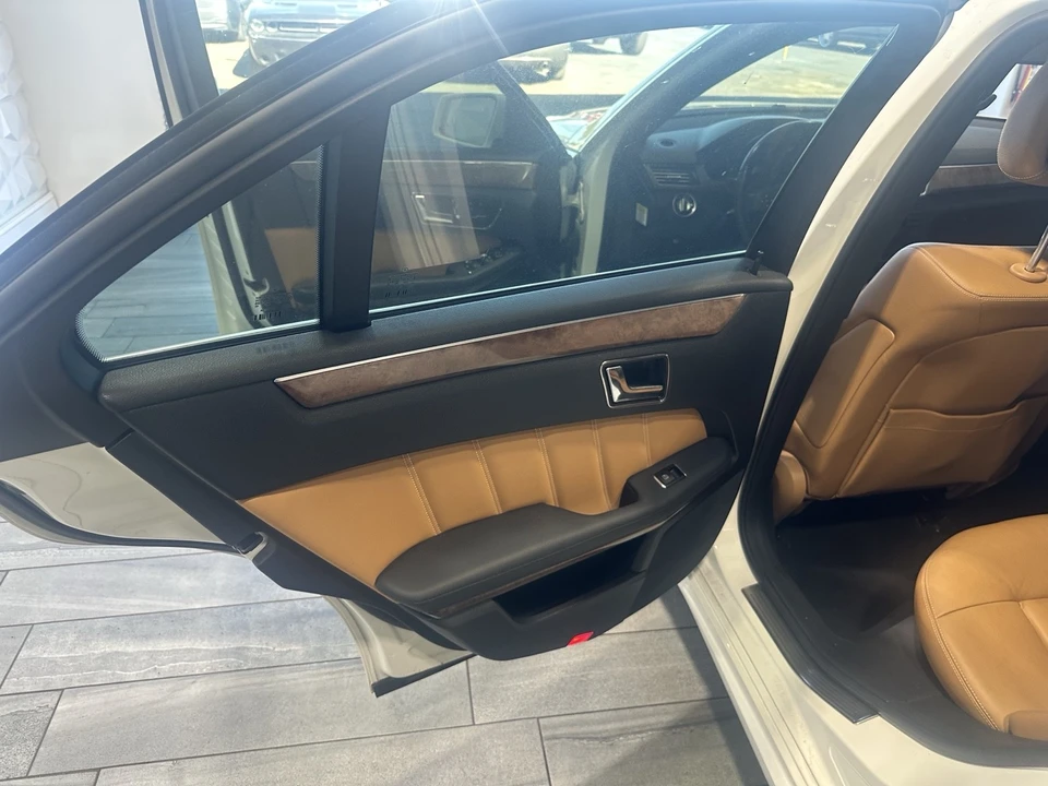 2011 Mercedes-Benz W212 E-Class - Image 15 of 21