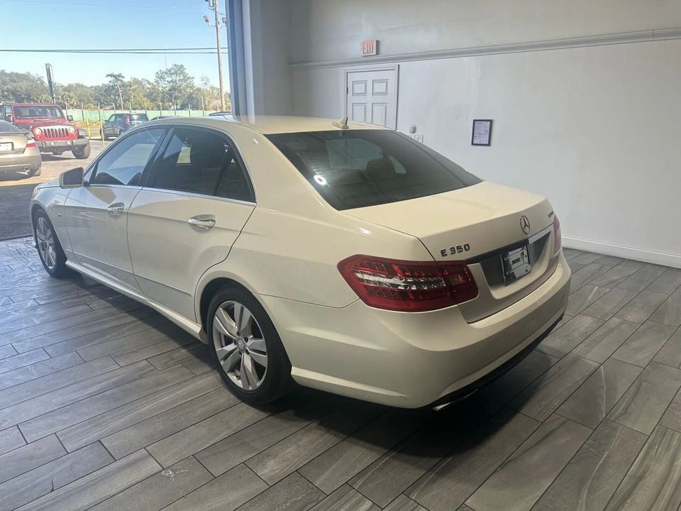 2011 Mercedes-Benz W212 E-Class - Image 8 of 21