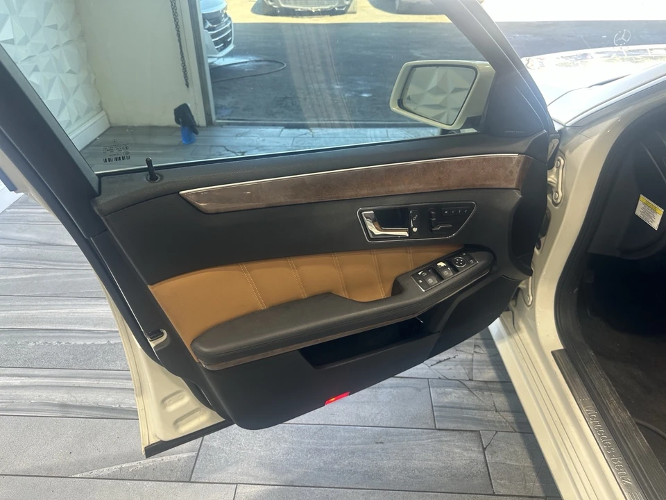 2011 Mercedes-Benz W212 E-Class - Image 13 of 21