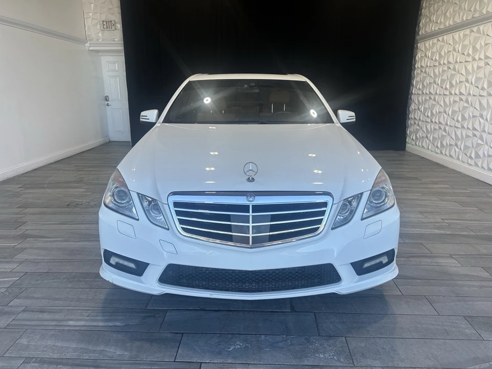 2011 Mercedes-Benz W212 E-Class - Image 2 of 21