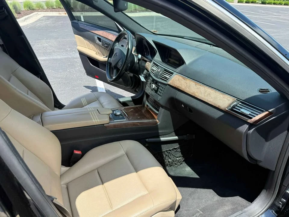 2011 Mercedes-Benz C207/A207 E-Class Coupe & Convertible - Image 11 of 17
