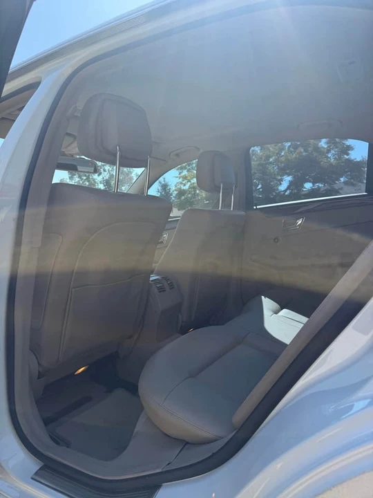 2011 Mercedes-Benz W212 E-Class - Image 7 of 11