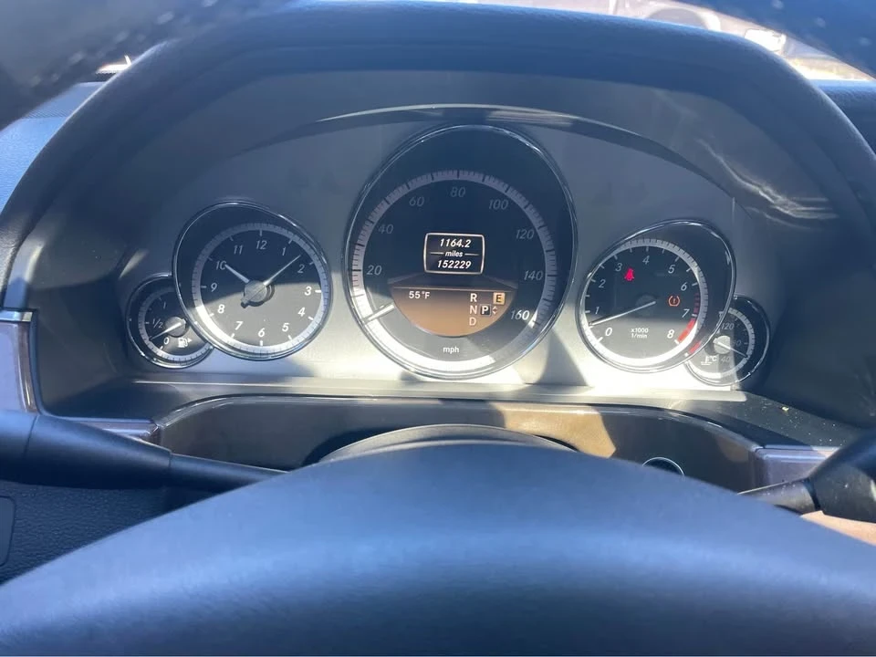 2011 Mercedes-Benz W212 E-Class - Image 5 of 8