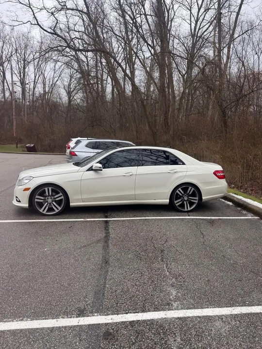2011 Mercedes-Benz W212 E-Class - Image 10 of 14