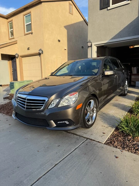 2011 Mercedes-Benz W212 E-Class - Image 3 of 15