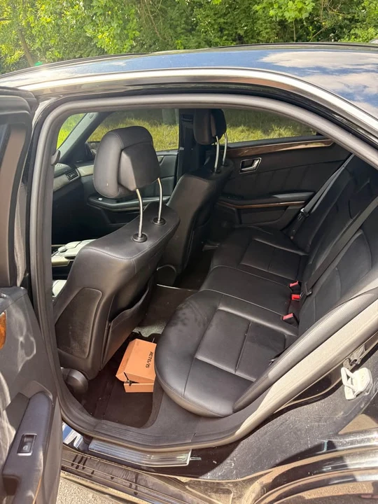 2011 Mercedes-Benz W212 E-Class - Image 6 of 10