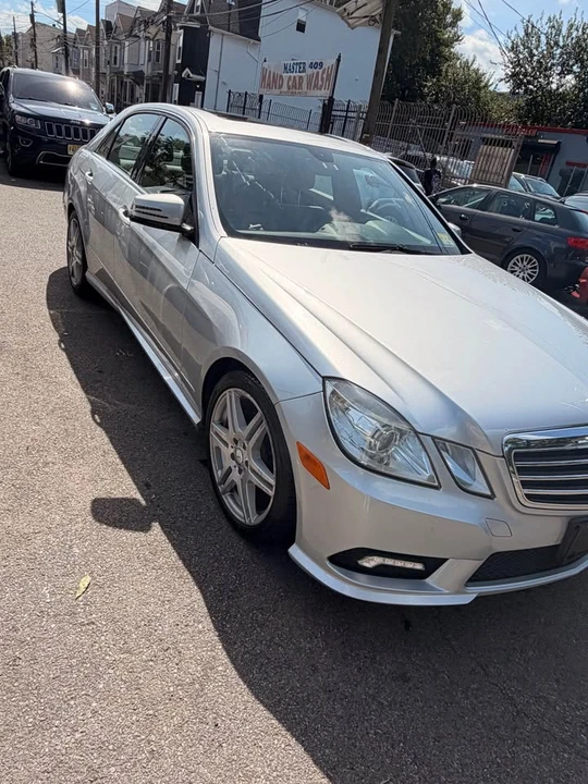 2011 Mercedes-Benz W212 E-Class - Image 6 of 14