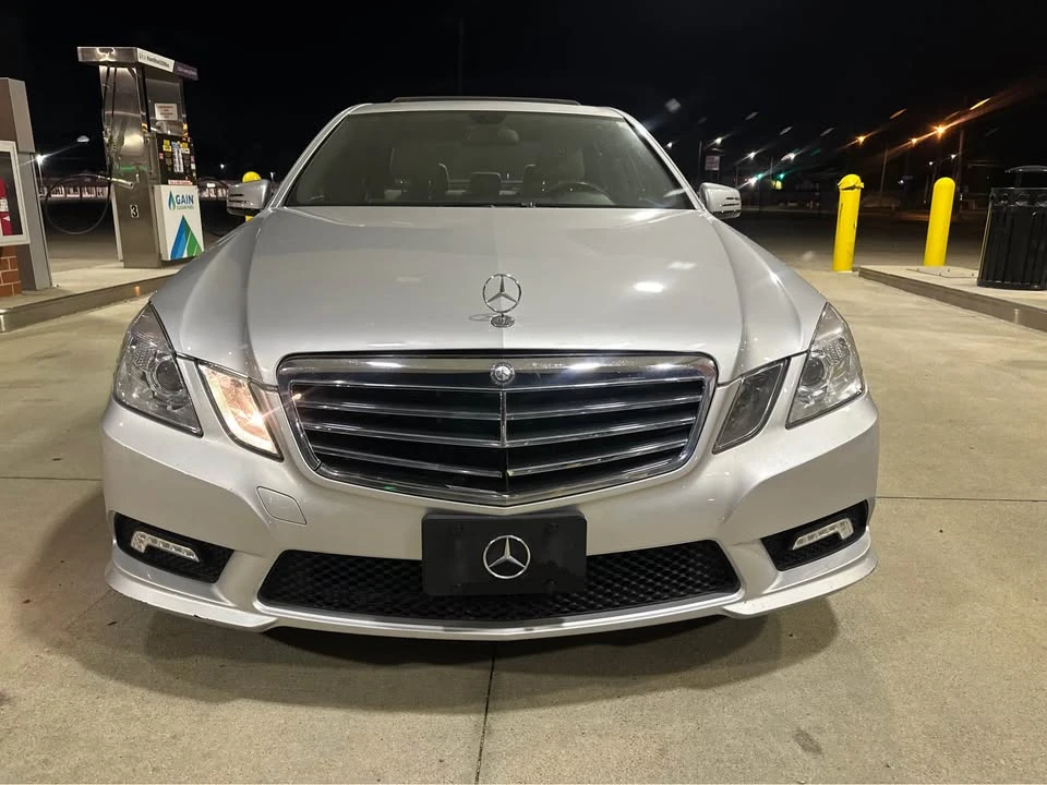 2011 Mercedes-Benz W212 E-Class - Image 2 of 19