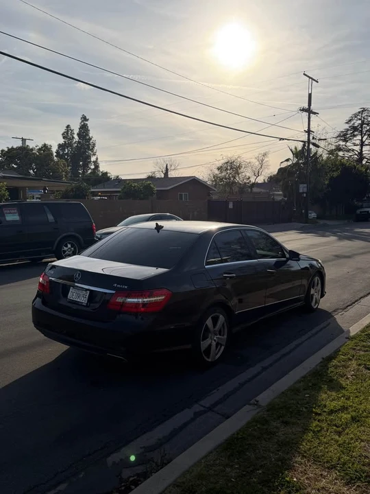 2011 Mercedes-Benz W212 E-Class - Image 6 of 12