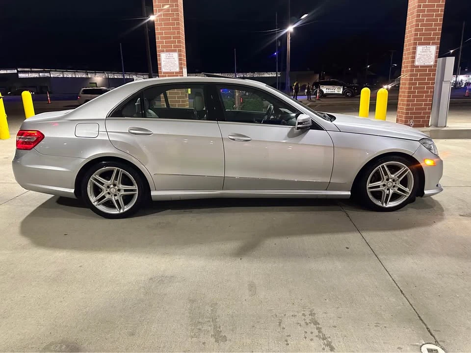 2011 Mercedes-Benz W212 E-Class - Image 6 of 19