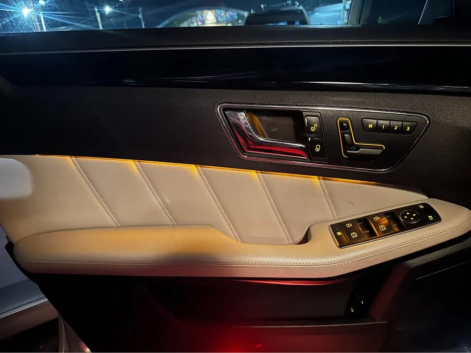 2011 Mercedes-Benz W212 E-Class - Image 14 of 19