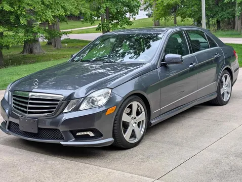 2011 Mercedes-Benz E-Class E 350 4MATIC Sedan 4D