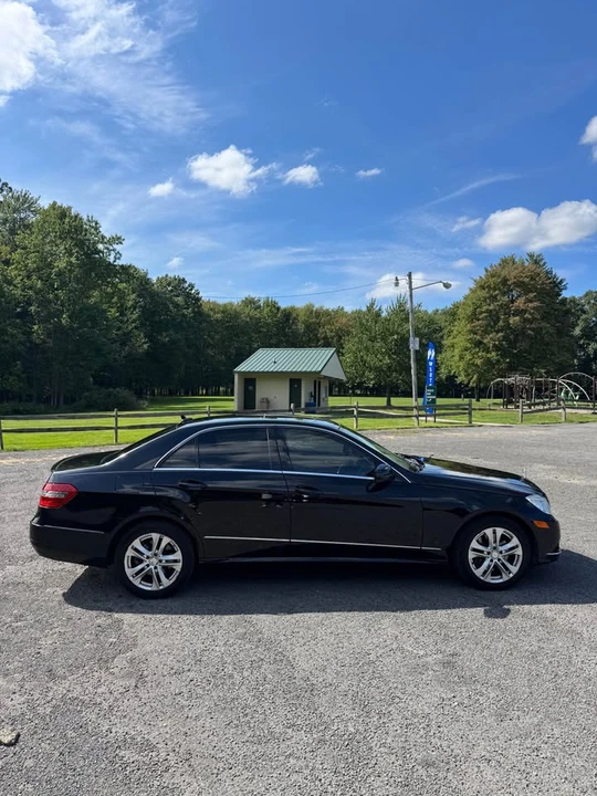 2011 Mercedes-Benz W212 E-Class - Image 6 of 12