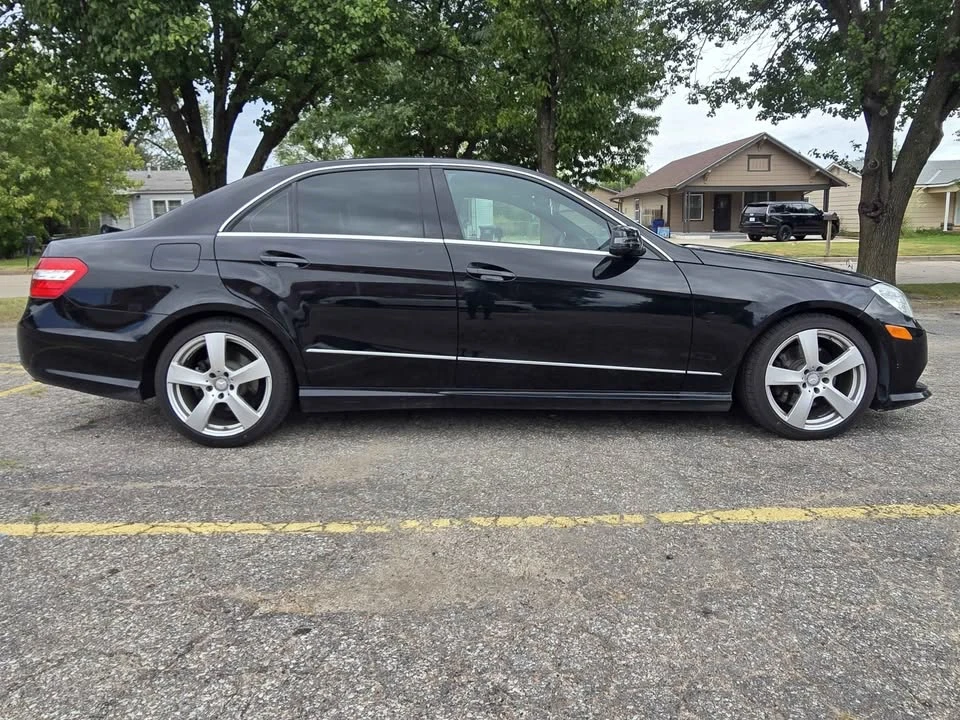 2011 Mercedes-Benz W212 E-Class - Image 4 of 13