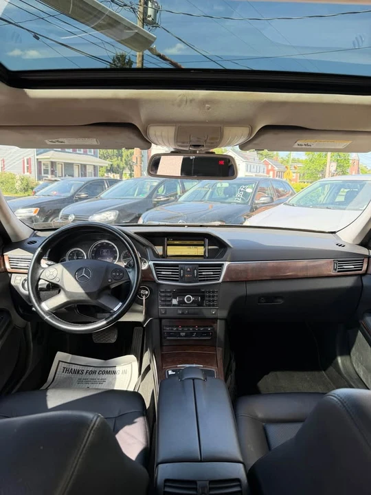 2011 Mercedes-Benz W212 E-Class - Image 14 of 17