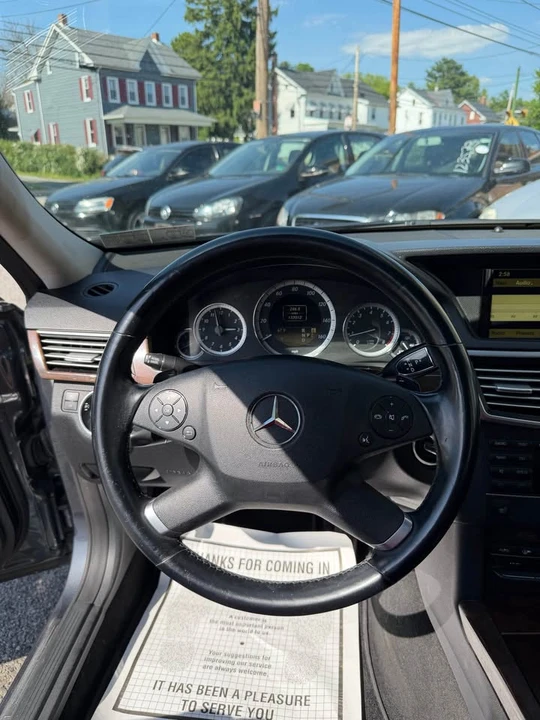 2011 Mercedes-Benz W212 E-Class - Image 12 of 17